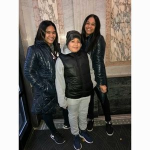 Meet your Posher, Manuela